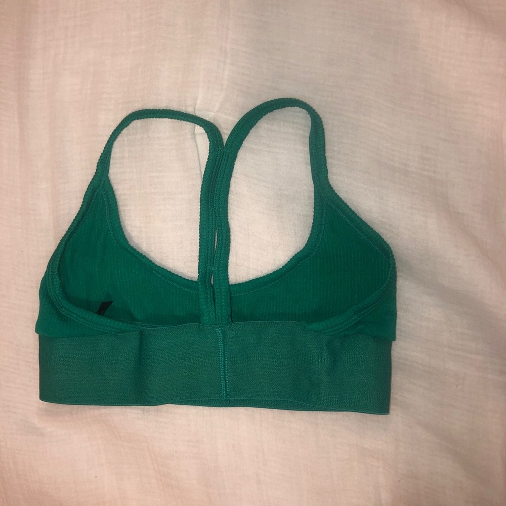 green bra - Picture 2 of 3